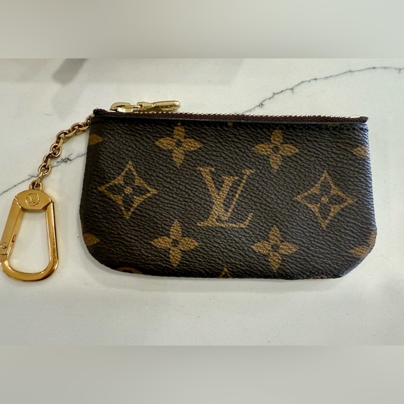 NWT Louis Vuitton Monogram Key Pouch in Brown and Gold - Picture 5 of 10